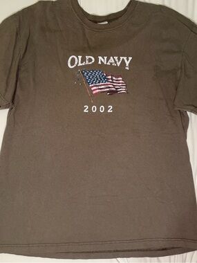Vintage 2002 Old Navy American Flag Graphic Tee